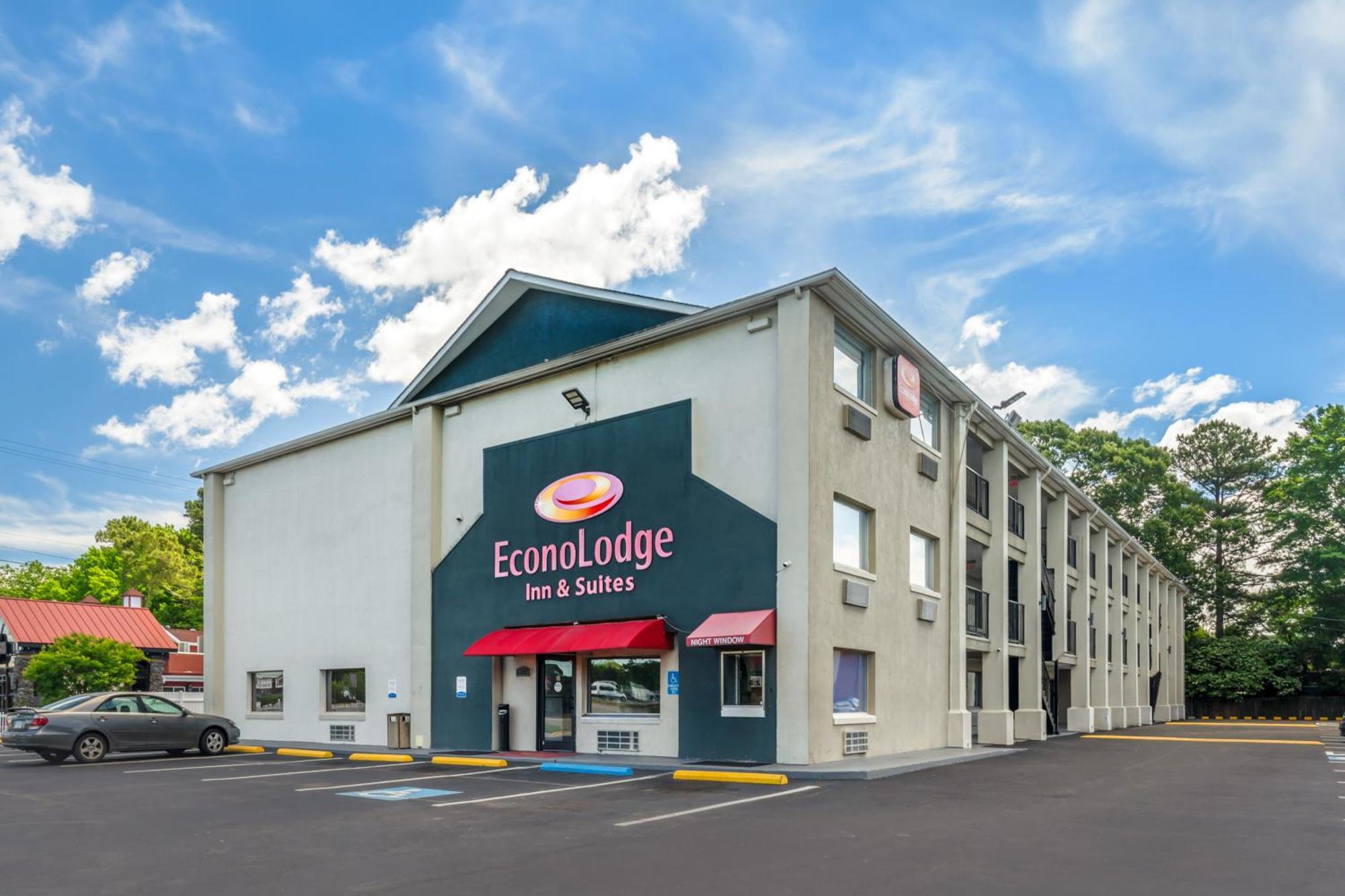 Econo Lodge Inn & Suites I-64 & Us 13 Virginia Beach Exterior photo